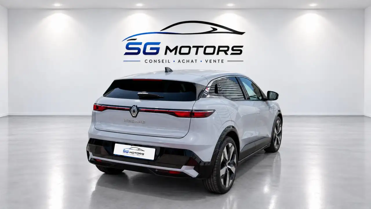 Renault Megane E-Tech — photo 4
