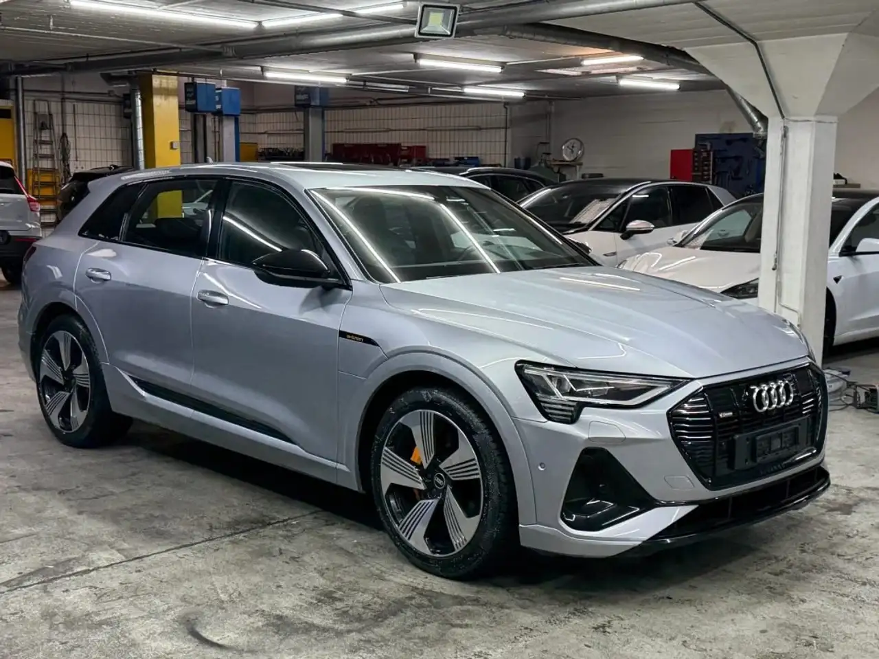 Audi e-tron