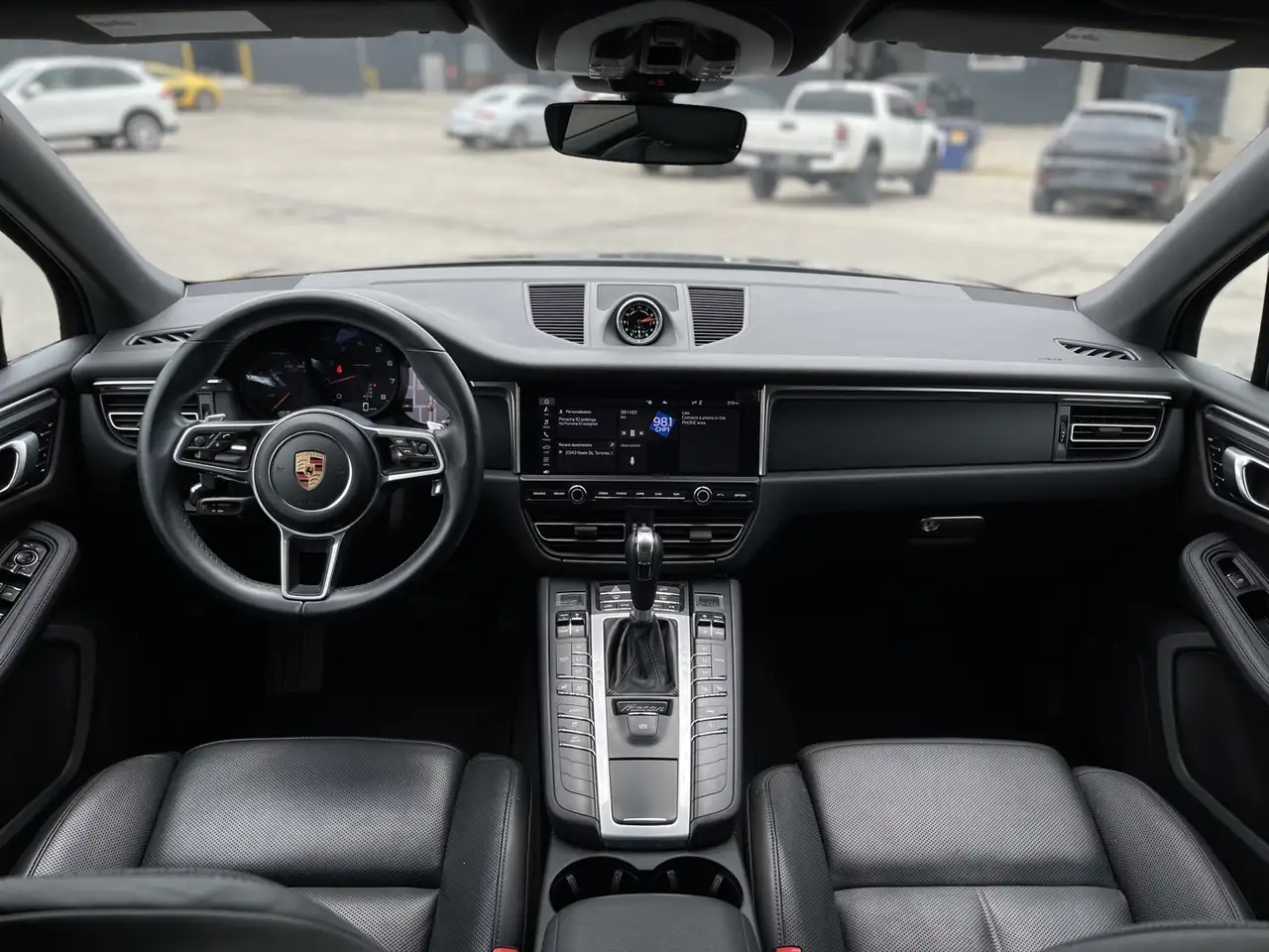Porsche Macan снимка Porsche Macan