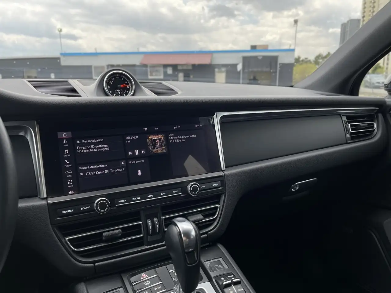 Porsche Macan снимка Porsche Macan