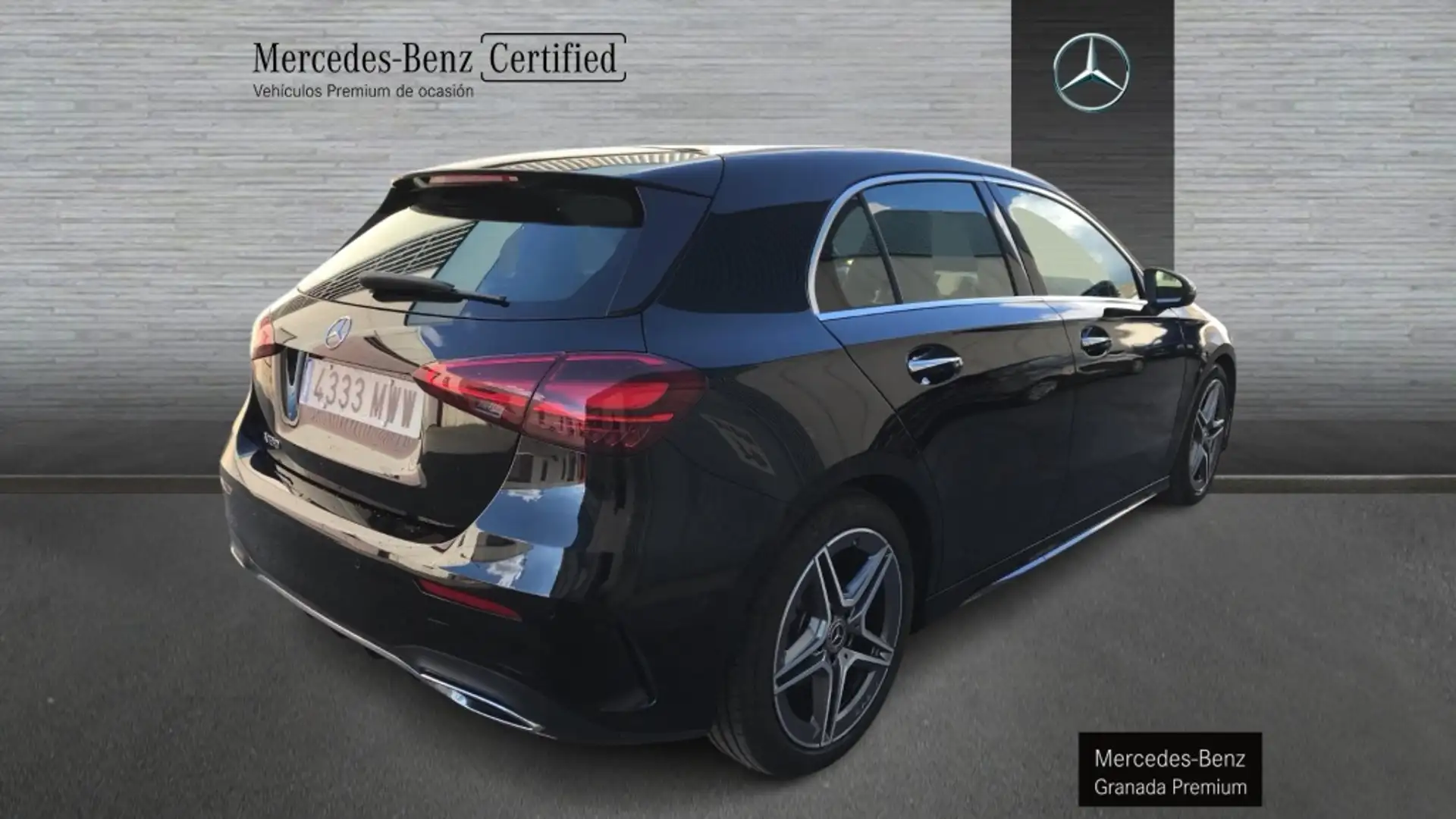 Mercedes-Benz A 180 -CLASS BERLINA CON PORTON 1.3 MHEV DCT 136 5P Schwarz - 2