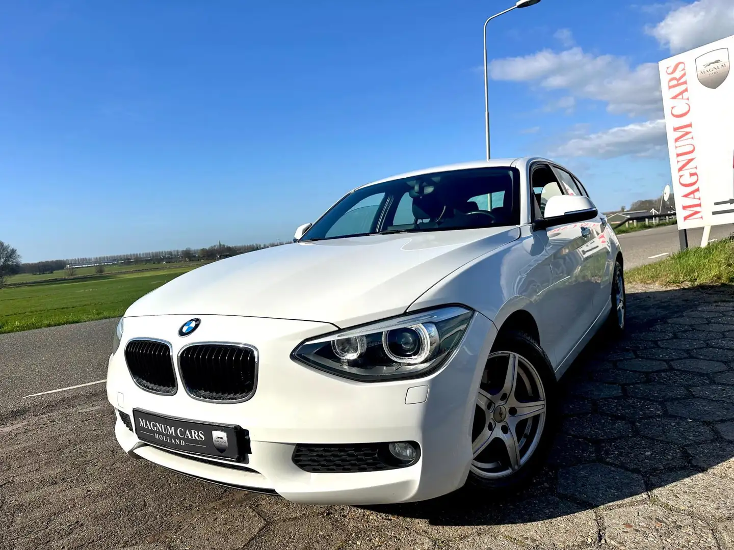 BMW 116 1-serie 116i NAP 5D Airco Xenon Nw APK Navi Scherm Wit - 2