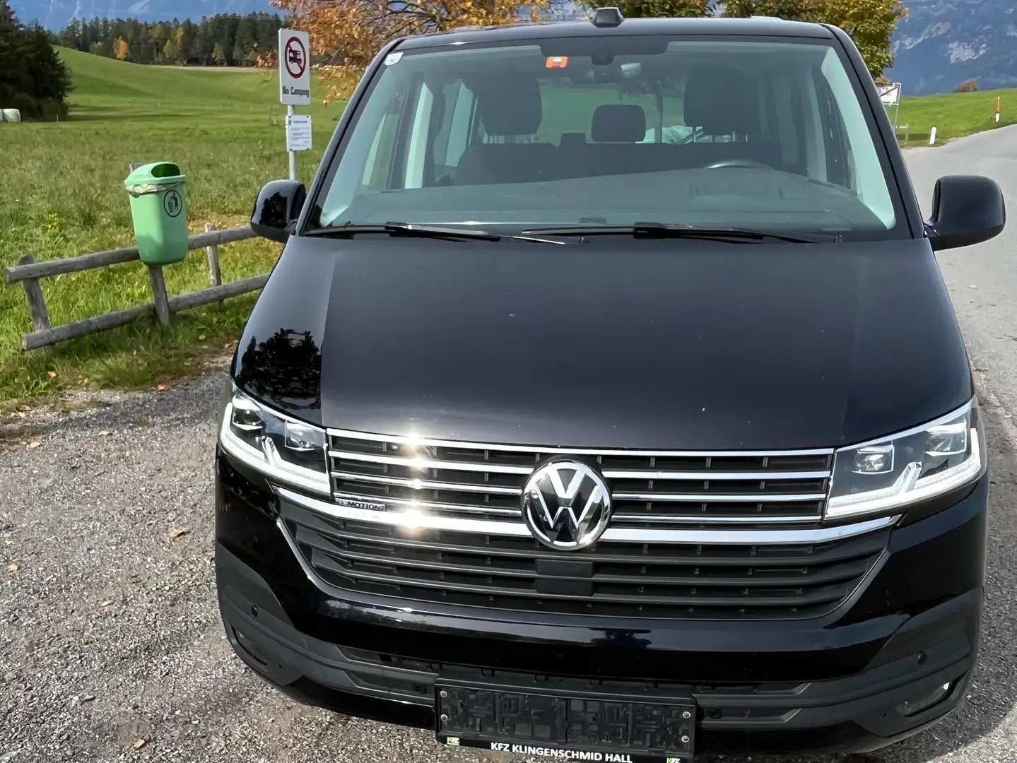 Volkswagen T6 Caravelle Caravelle KR Highline 2,0 TDI 4Motion Highline Schwarz - 1