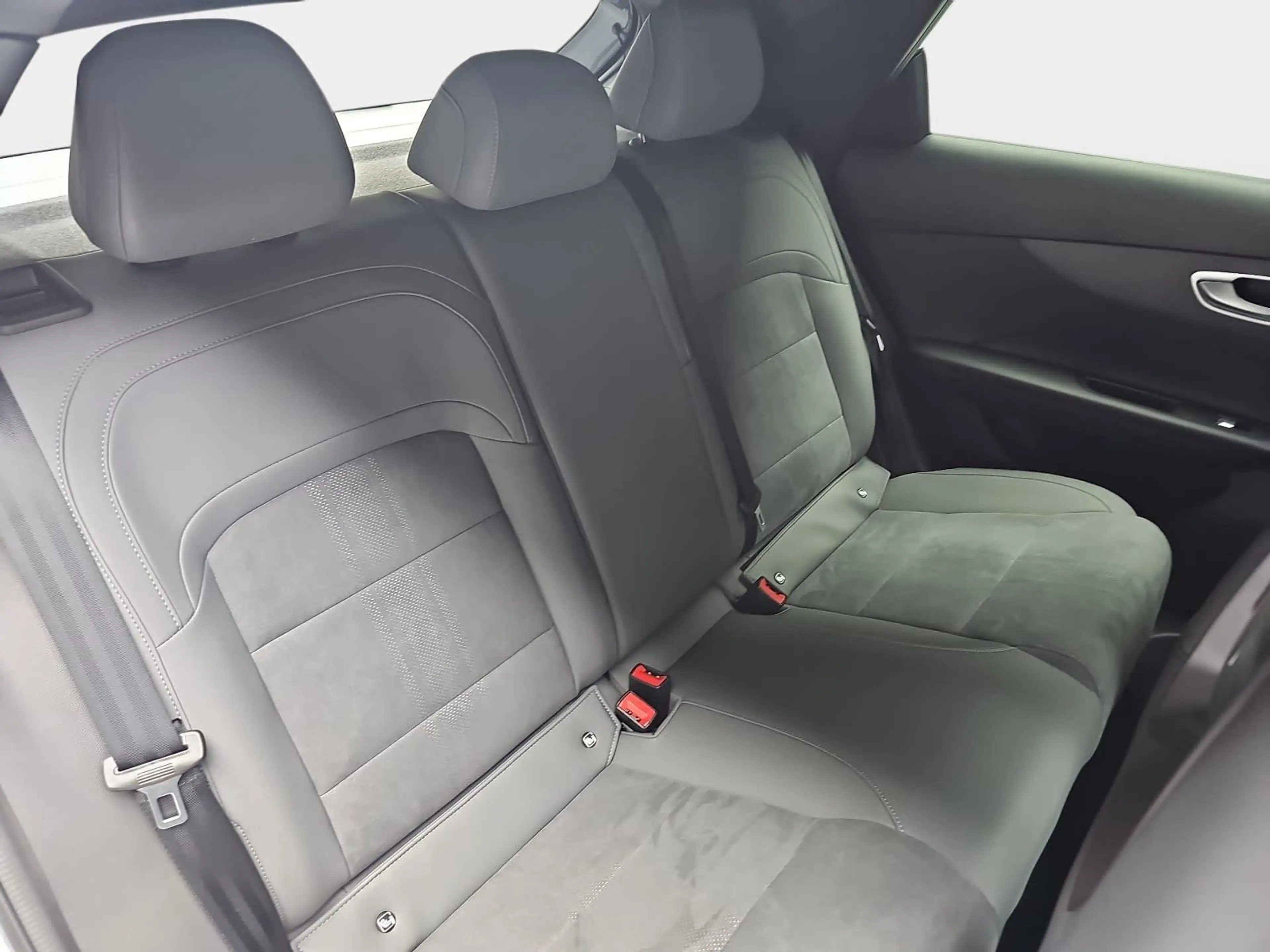 MG MG4 MG4 EV 64 KWH MY26 XPOWER AWD — photo 19