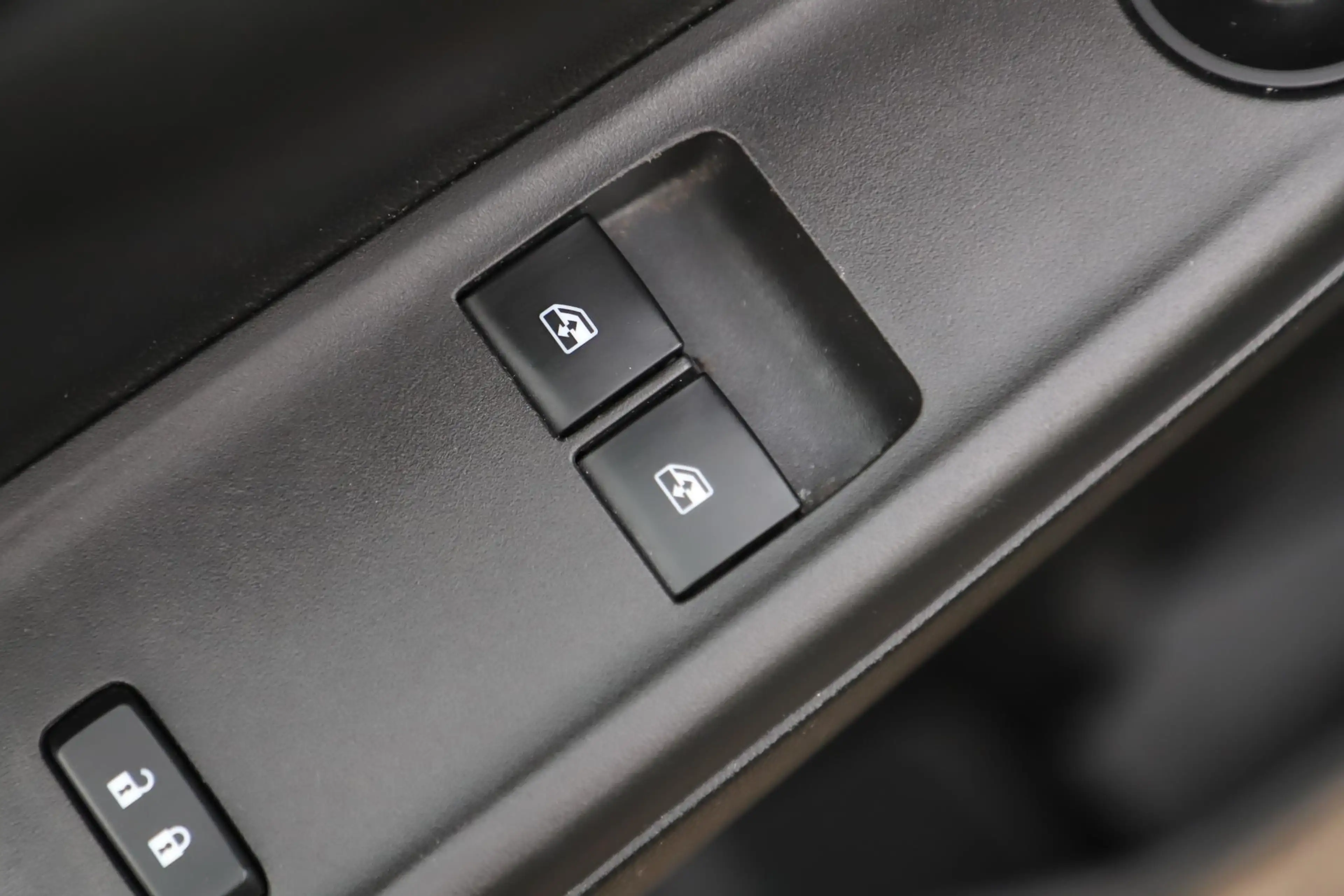 Opel Karl 1.0 ecoFLEX Edition Airco Radio Bluetooth Elektris — photo 12