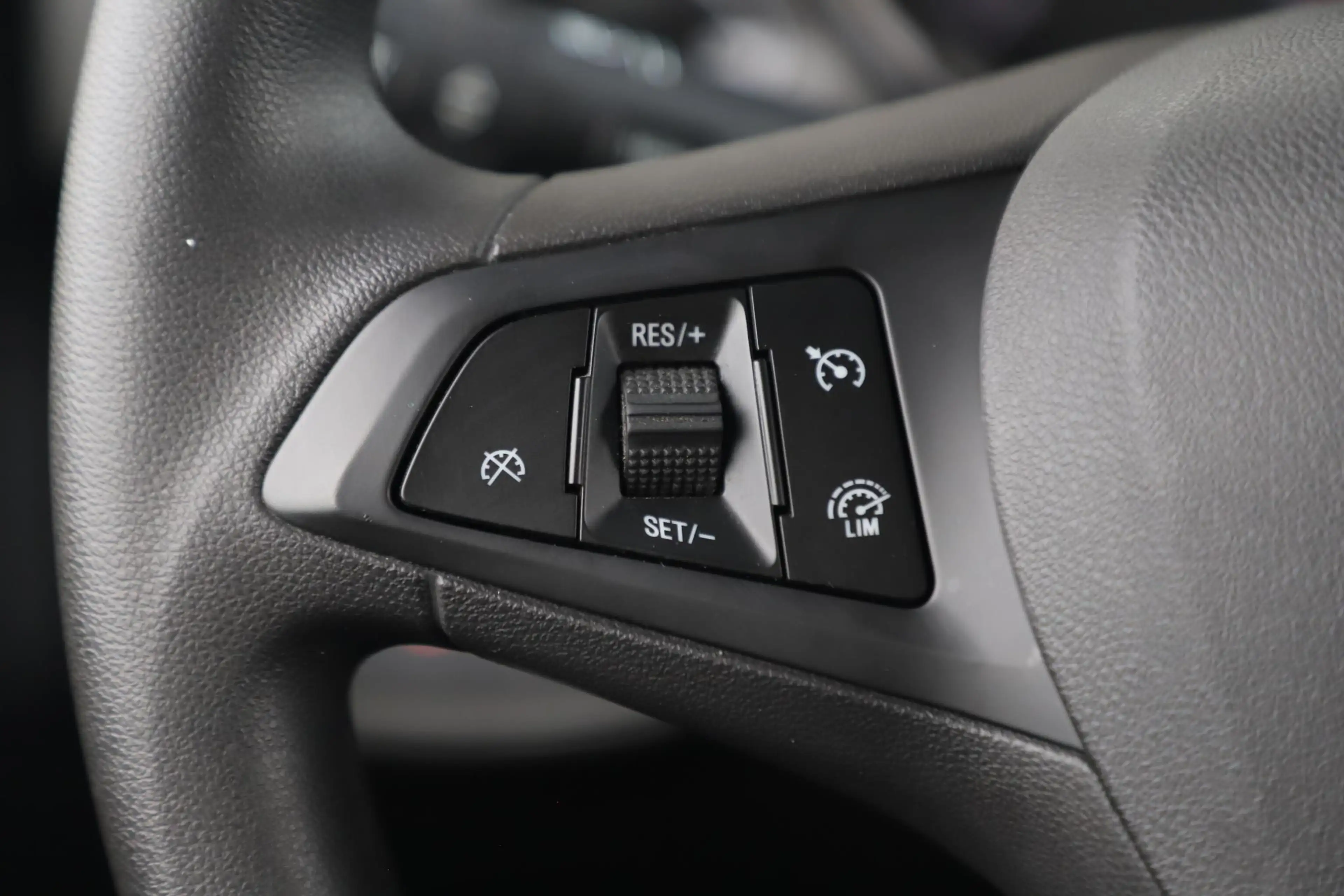 Opel Karl 1.0 ecoFLEX Edition Airco Radio Bluetooth Elektris — photo 14