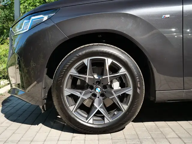 BMW X3 view 13