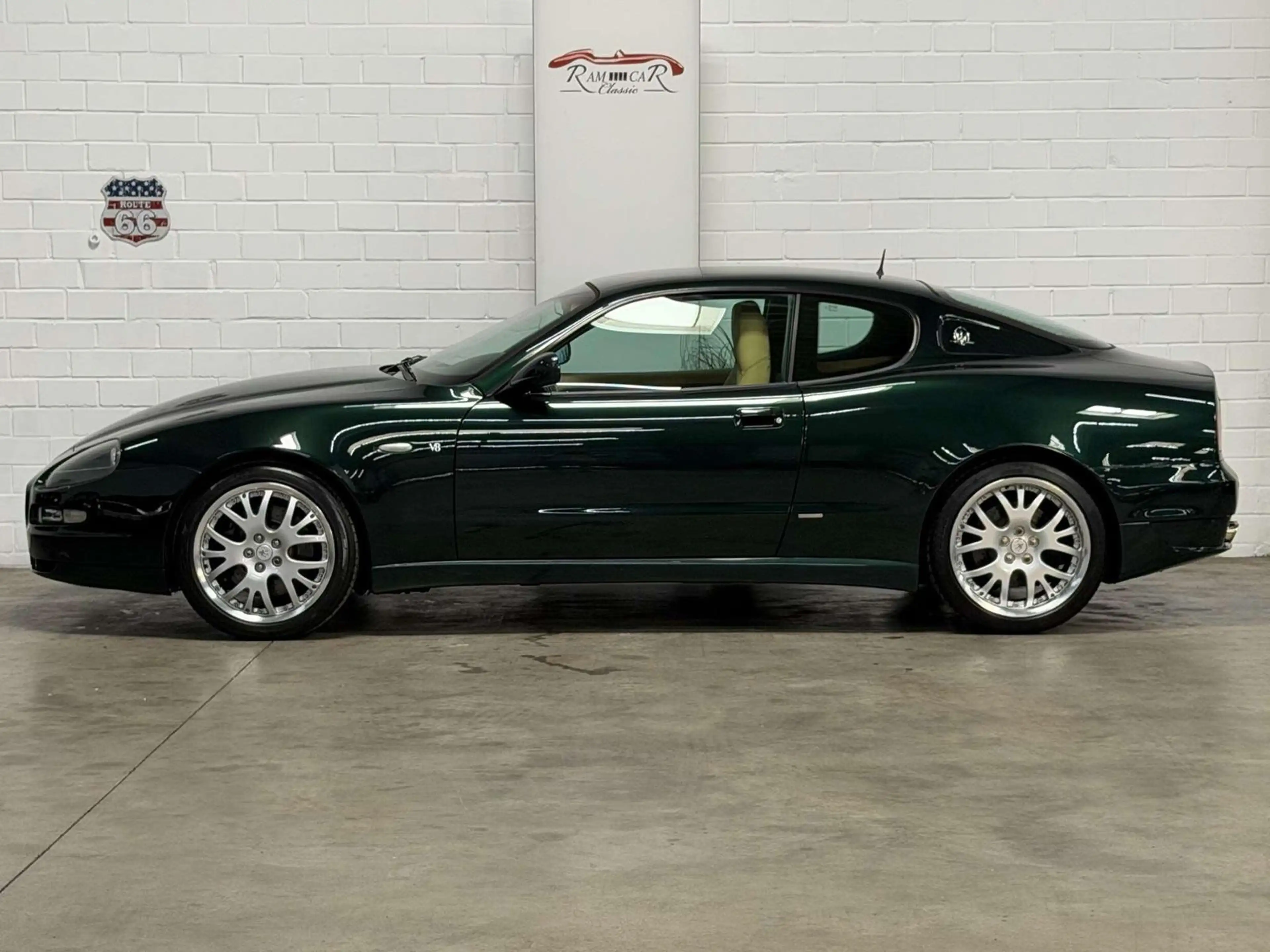 Maserati 4200 Coupé Cambiocorsa voll Scheckheft — photo 5