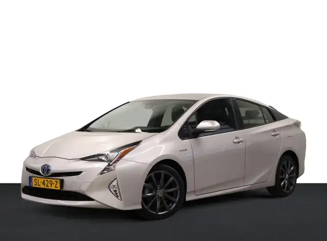 Toyota Prius 1.8 Black Edition