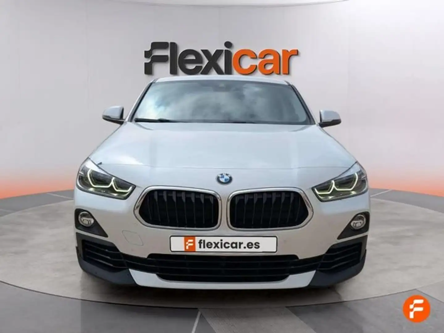 BMW X2 sDrive 18iA Blanco - 2