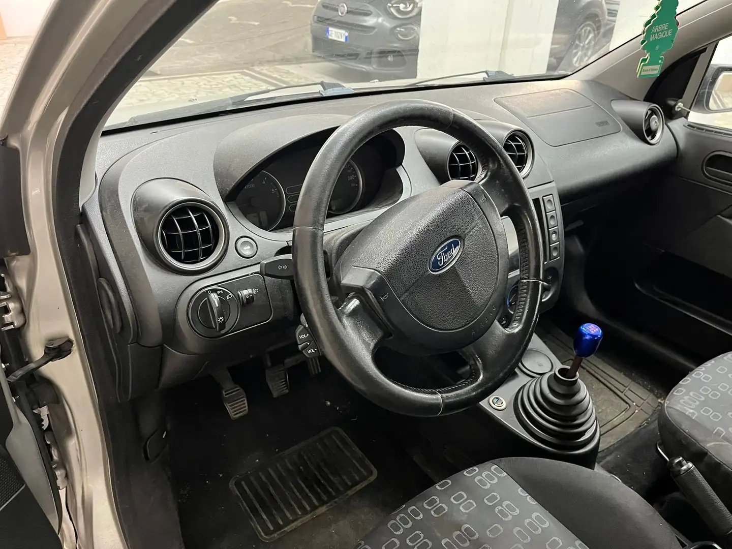 Ford Fiesta 1.4 tdci 67 CV 2004 Argento - 1