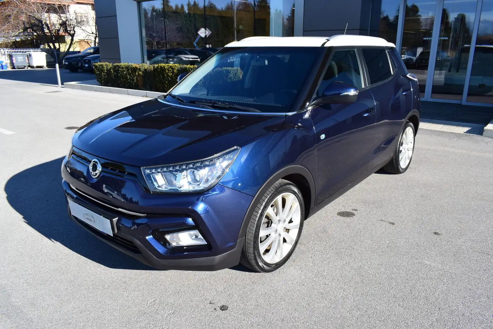 SsangYong Tivoli 1.6d 4WD NEOPATENTATI Blu/Azzurro - 1
