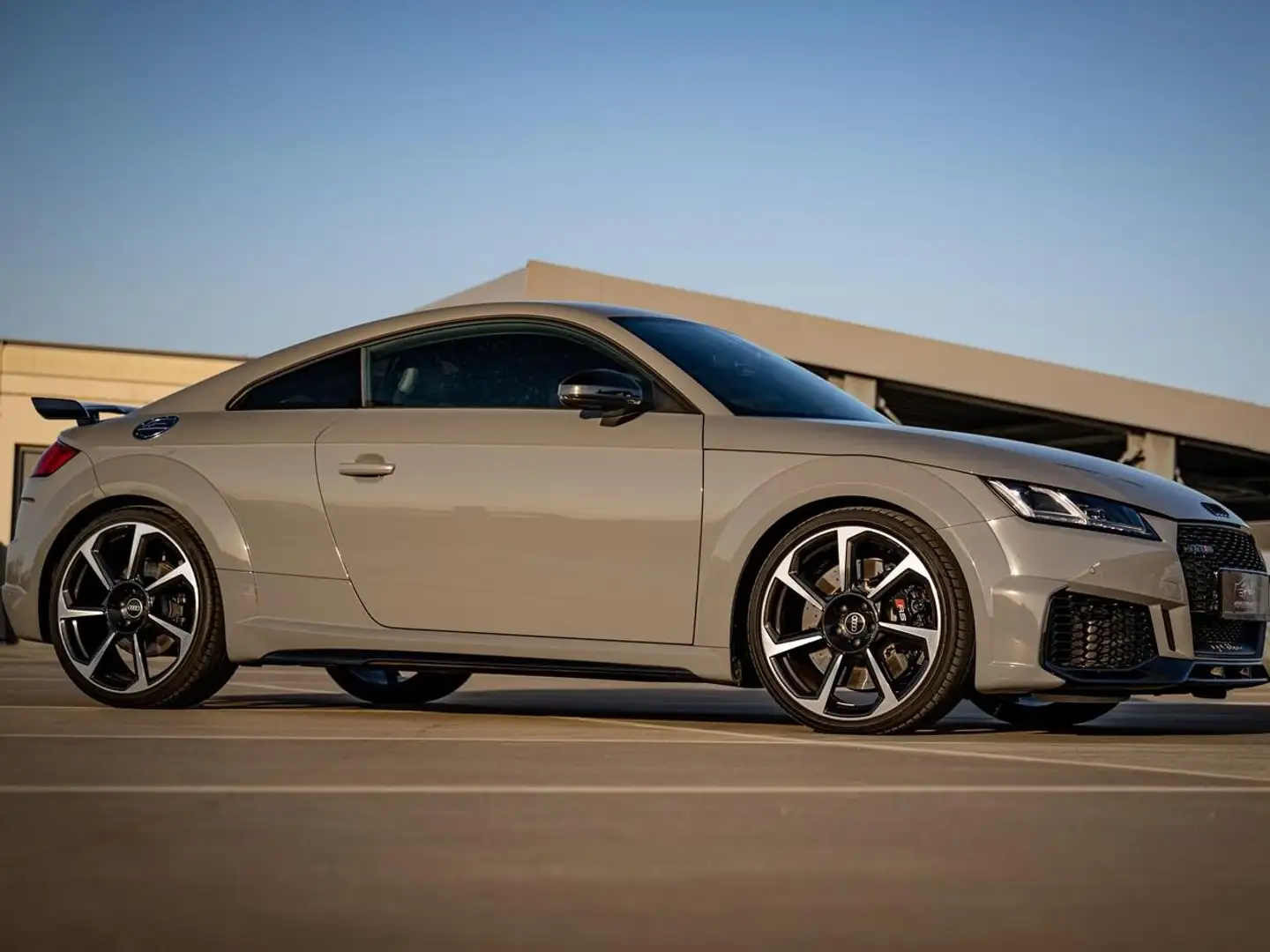 Audi TT RS TT RS Coupé S-tronic Grau - 2