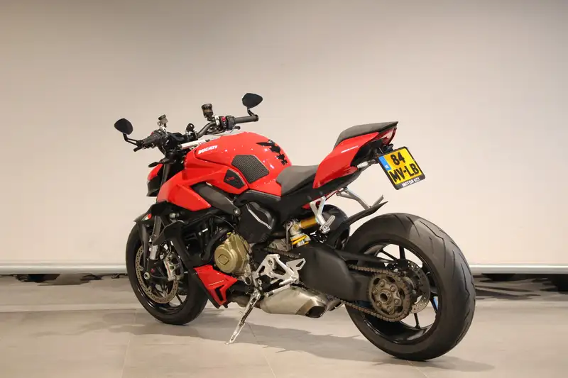 Ducati Streetfighter - foto 6
