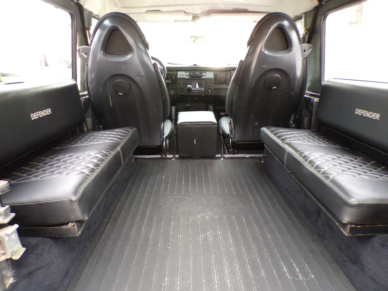 Land Rover Defender 90 2.5 td 6 POSTI..COMPLETAMENTE RESTAURATA.., foto 12