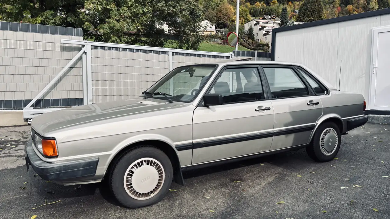 Audi 80