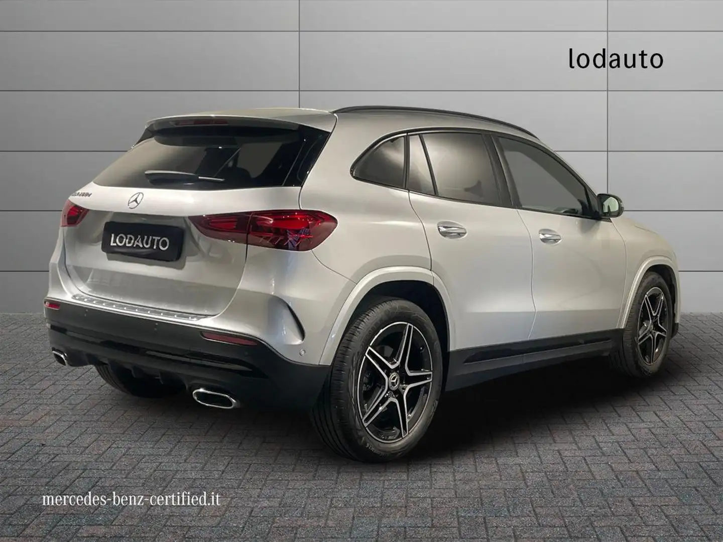 Mercedes-Benz GLA 200 GLA 200 d Automatic AMG Line Advanced Plus Argent - 2