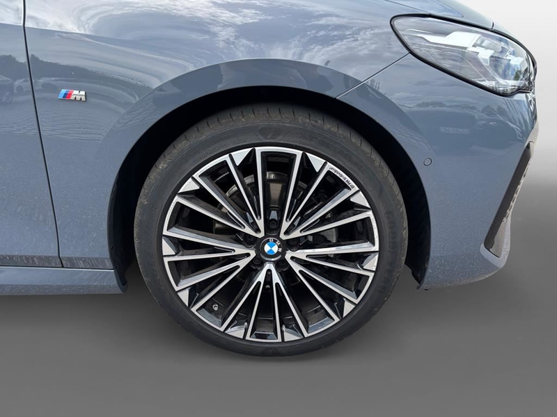 BMW 218 M Sport — photo 15