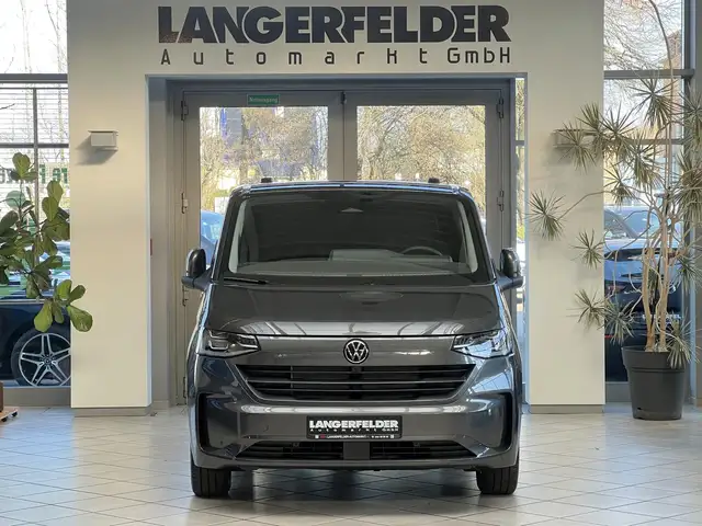 Volkswagen Transporter view 9