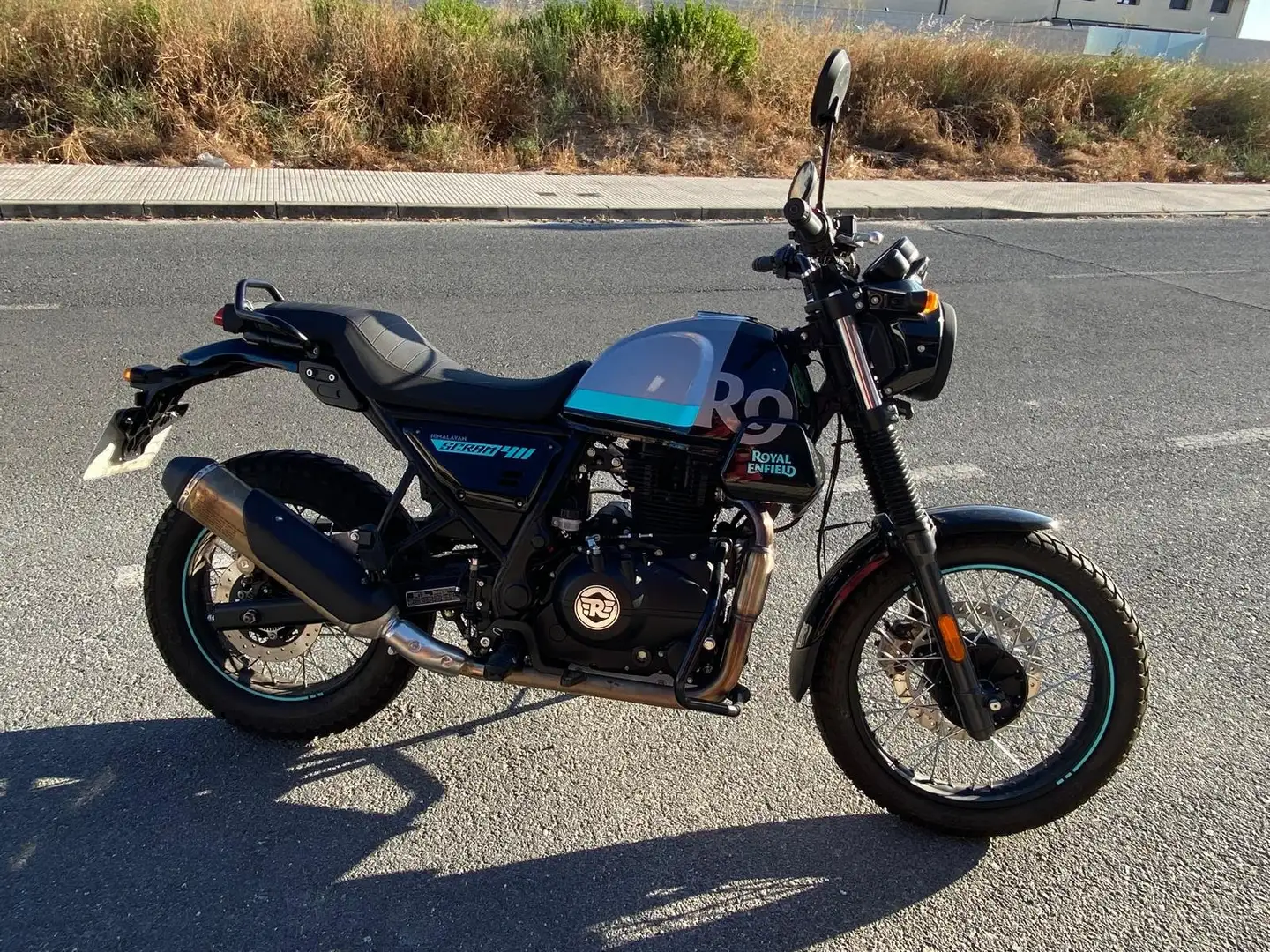 Royal Enfield Scram 411 Серый - 1