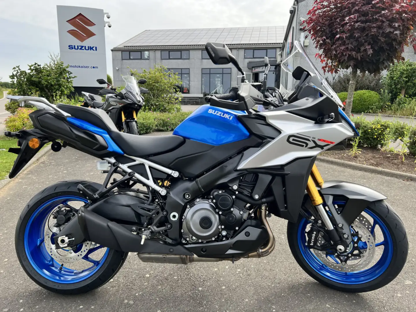 Suzuki GSX-S 1000GX Blauw - 2