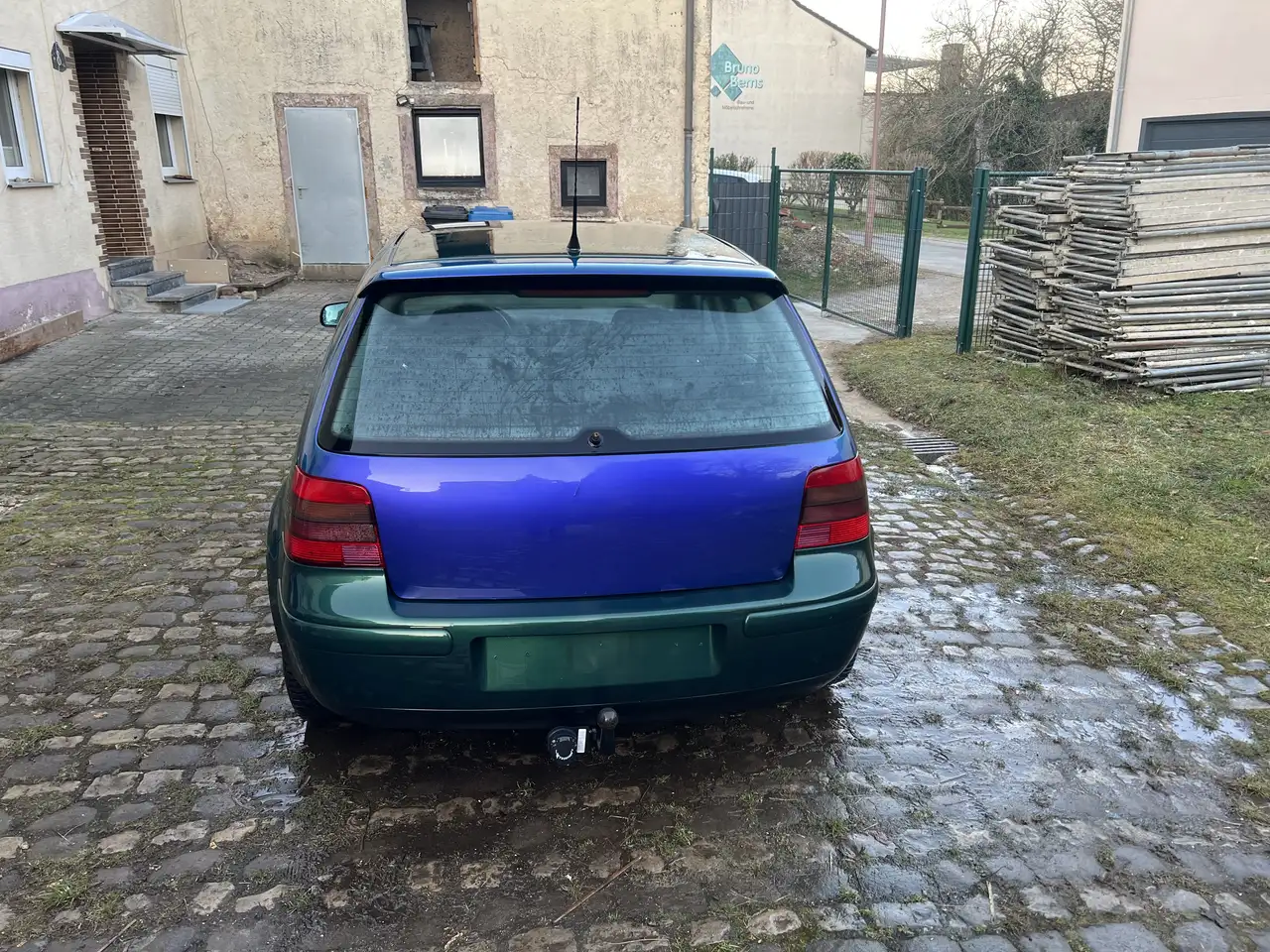 Volkswagen Golf GTI