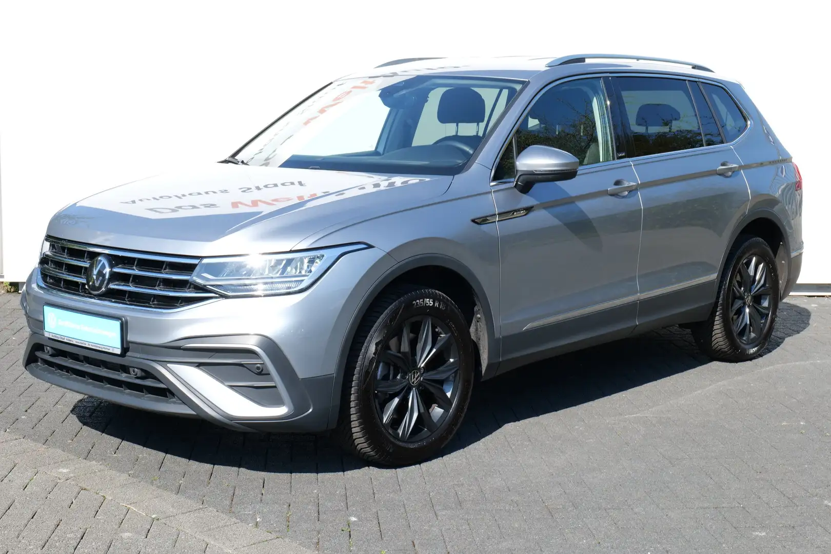 Volkswagen Tiguan Allspace Allspace 2.0 TDI 193PS "MOVE" DSG 4x4 7-Sitzer Argent - 2