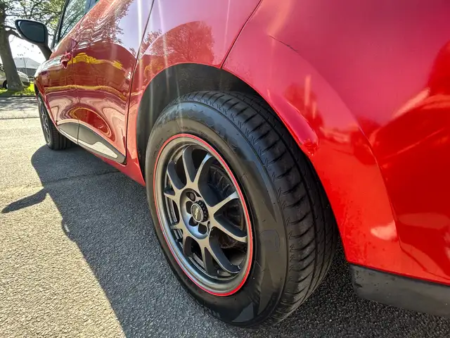 Renault Clio view 18
