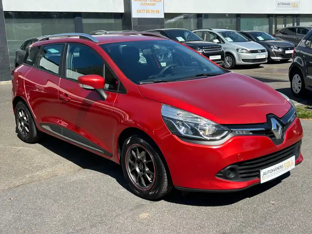 Renault Clio view 2