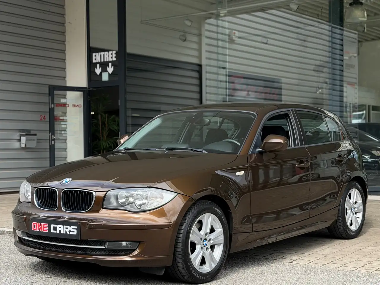 BMW 118