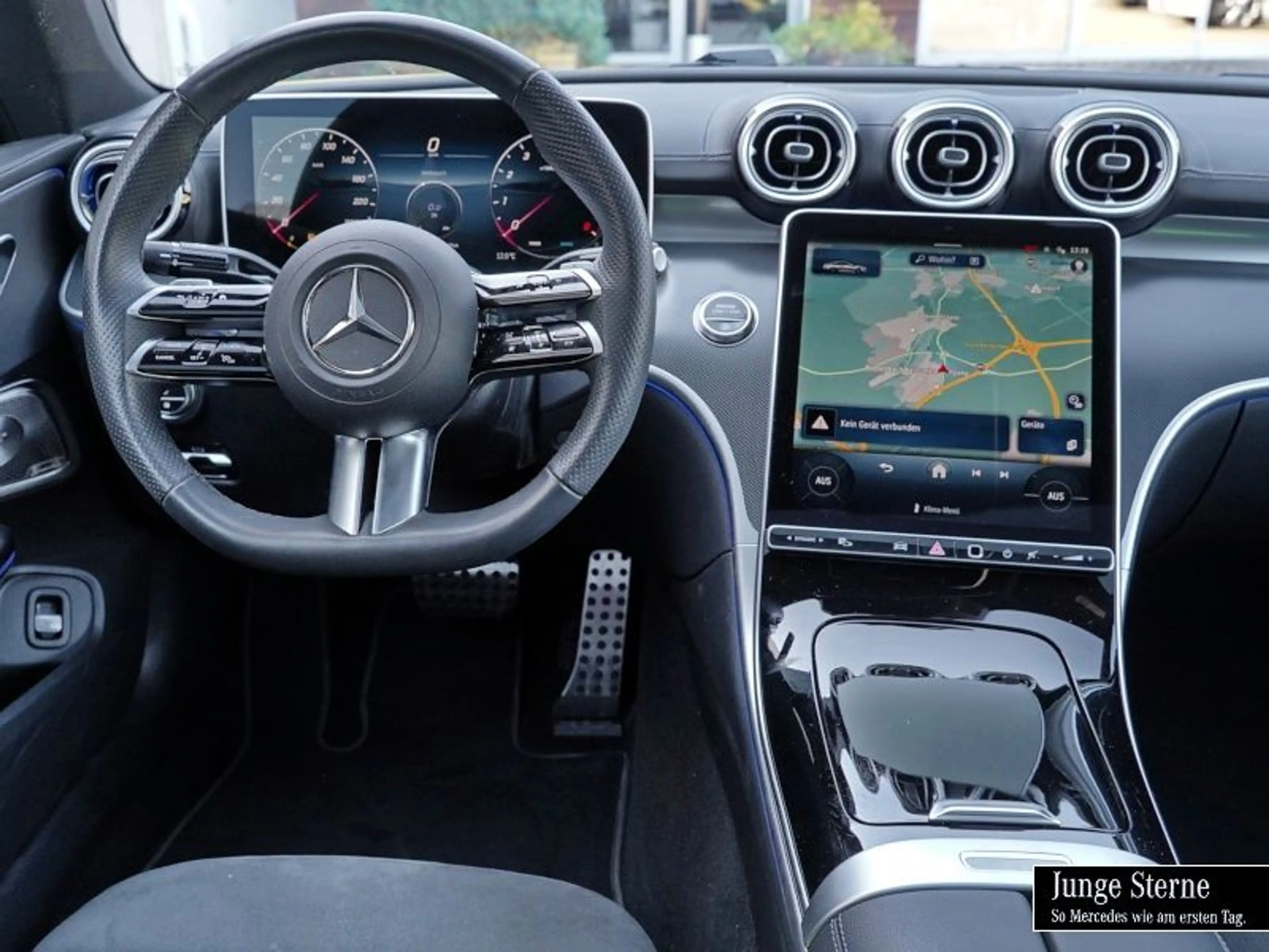 Mercedes-Benz CLE 200 Coupé AMG ADVPLUS+PANO+BURMESTER+NIGHT+W — photo 7