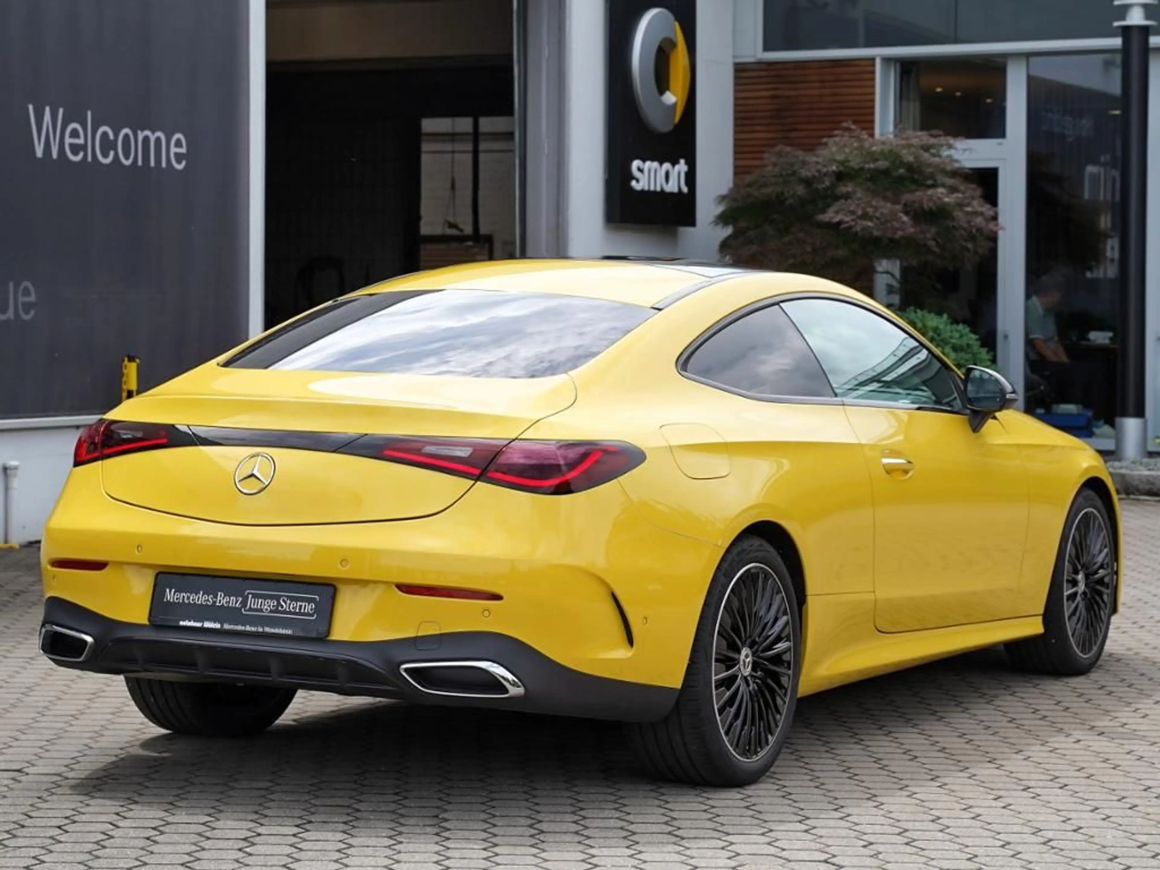 Mercedes-Benz CLE 200 Coupé AMG ADVPLUS+PANO+BURMESTER+NIGHT+W — photo 3
