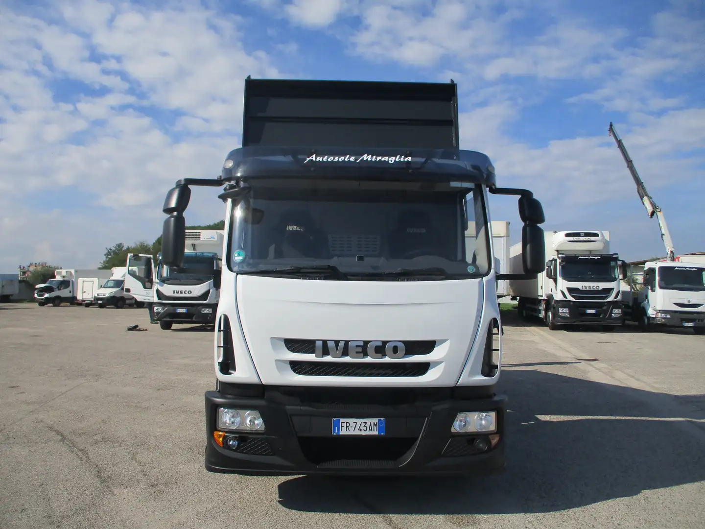 Iveco EUROCARGO 120/25 E5 RIBALTABILE TRILATERALE NUOVO bijela - 2
