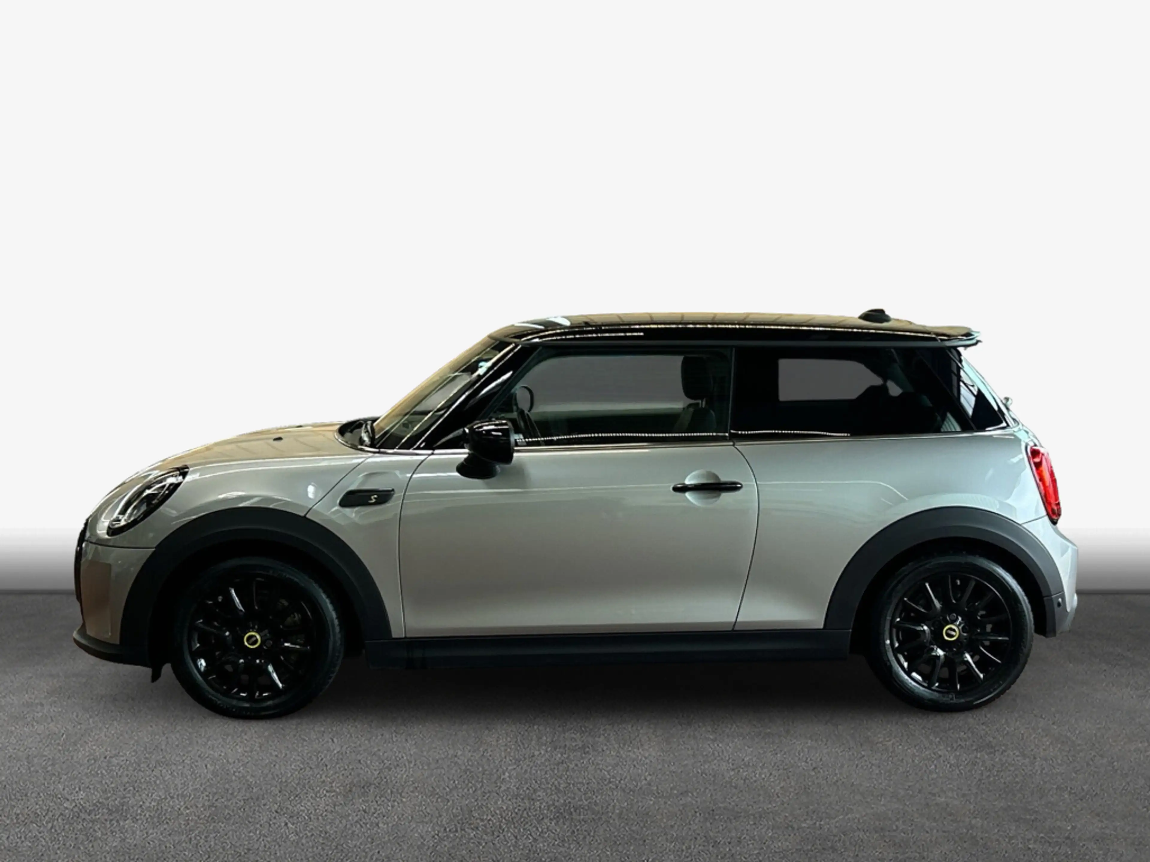 MINI Cooper SE Cooper SE Classic Trim LED Navi Sitzheizung — photo 5