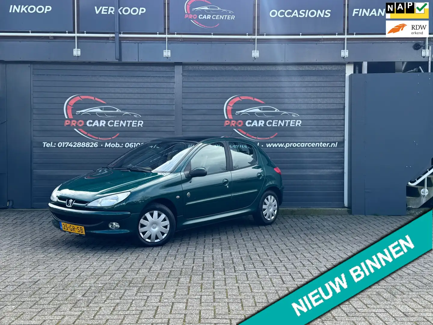 Peugeot 206 1.6-16V Roland Garros AUT|PANO|CLIMATE|EL.RAMEN|NA Grün - 1
