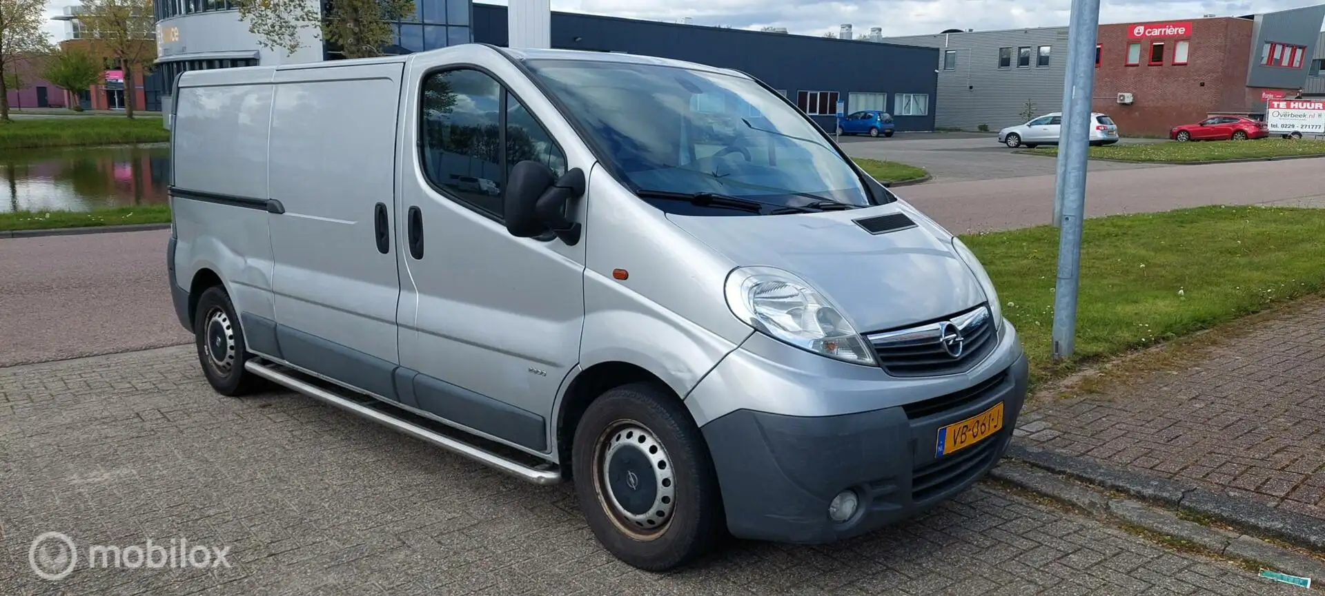 Opel Vivaro bestel 2.0 CDTI L2H1 eco FLEX Plateado - 2