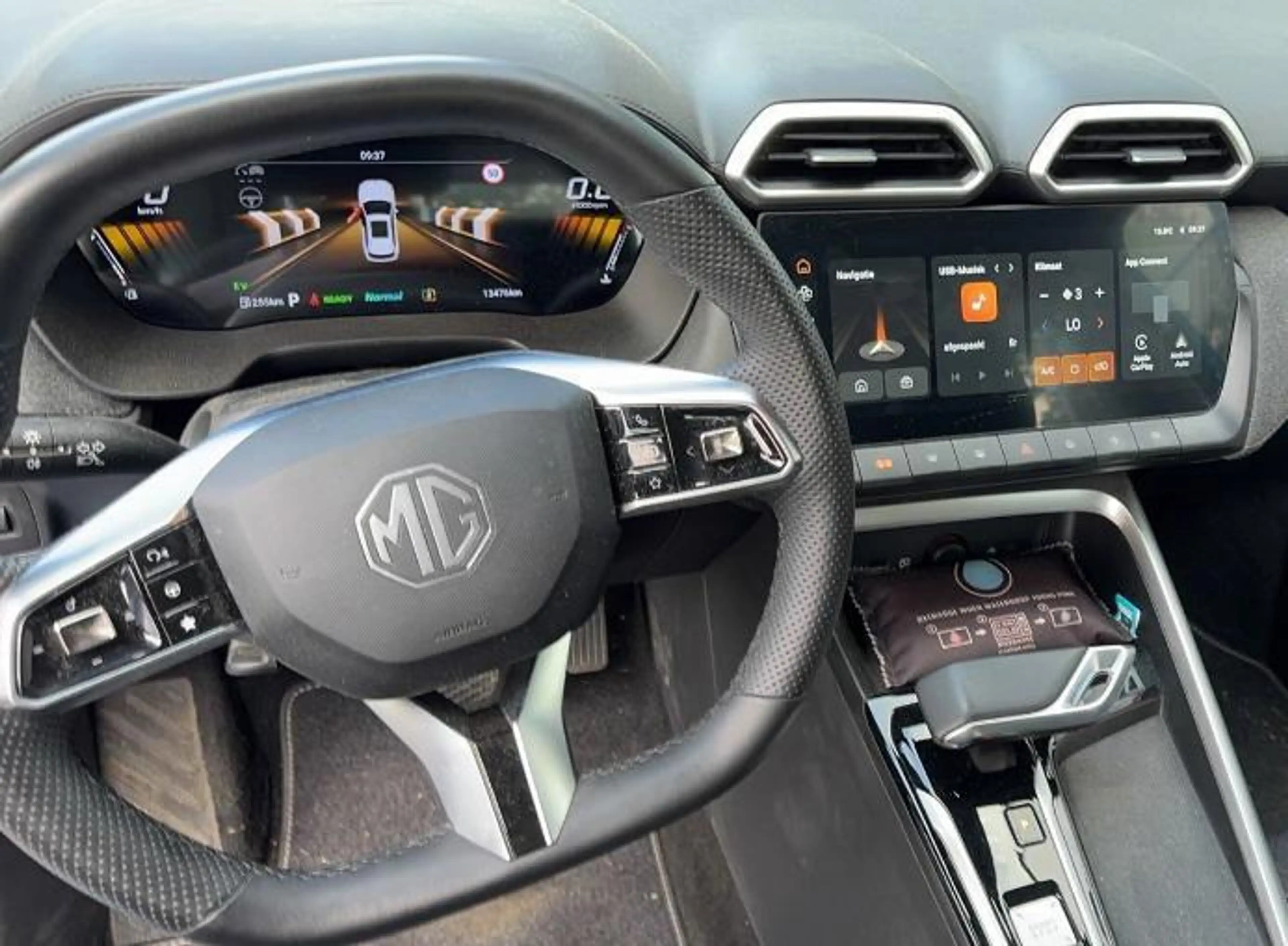 MG ZS MG Hybrid+ 1.5 Hybrid+ Comfort — photo 9