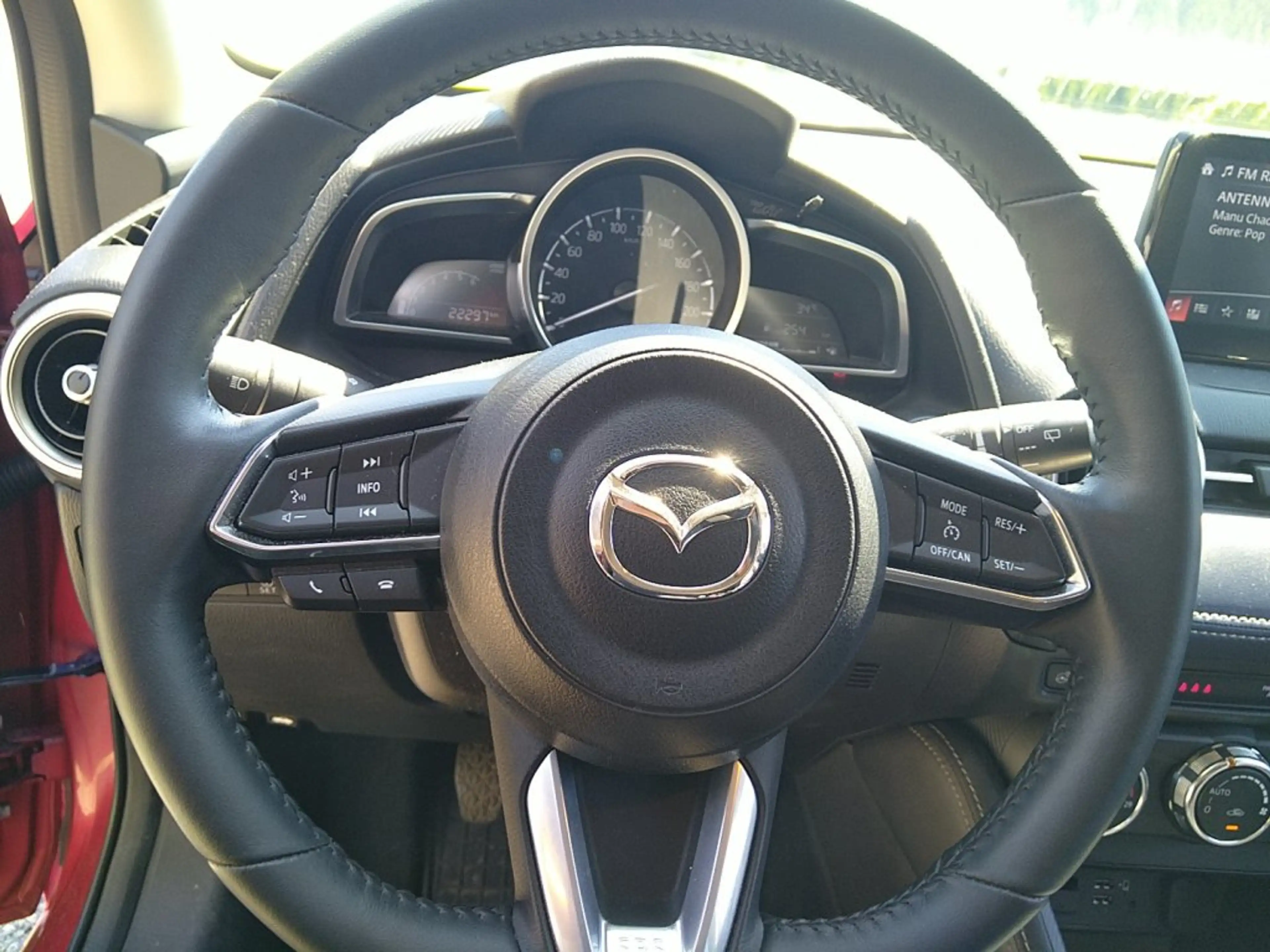 Mazda 2 G90 Revolution IPM5 — photo 11