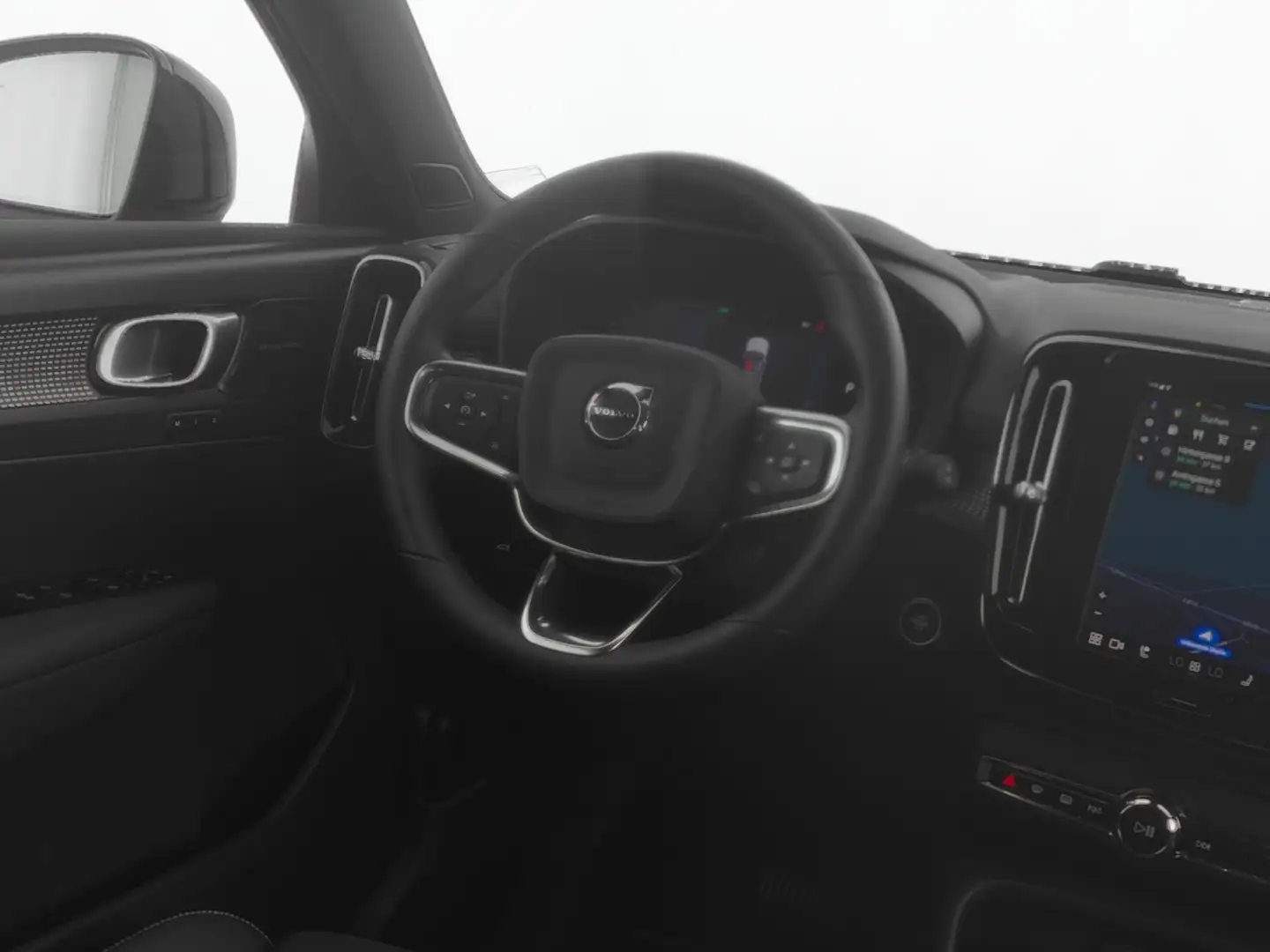 Volvo XC40 B3 Benzin Plus Dark 18"+AHK+FRONTSCHEIBENHZ Negru - 1
