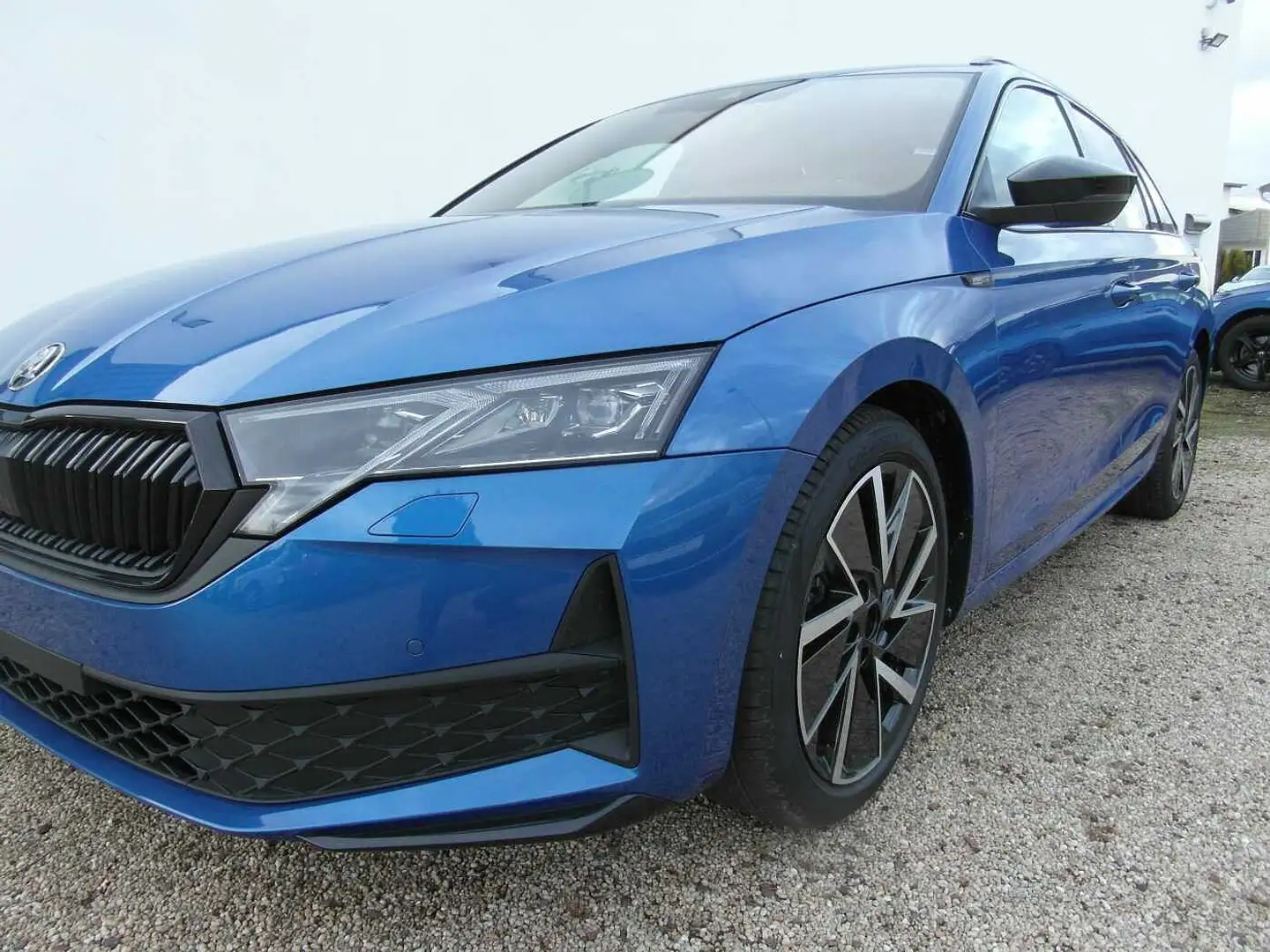 Skoda Octavia Combi IV Sportline, 1.5 TSI,DSG,AHK,Navi Blau - 2