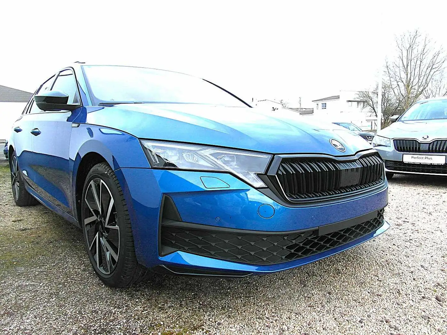 Skoda Octavia Combi IV Sportline, 1.5 TSI,DSG,AHK,Navi Blau - 1