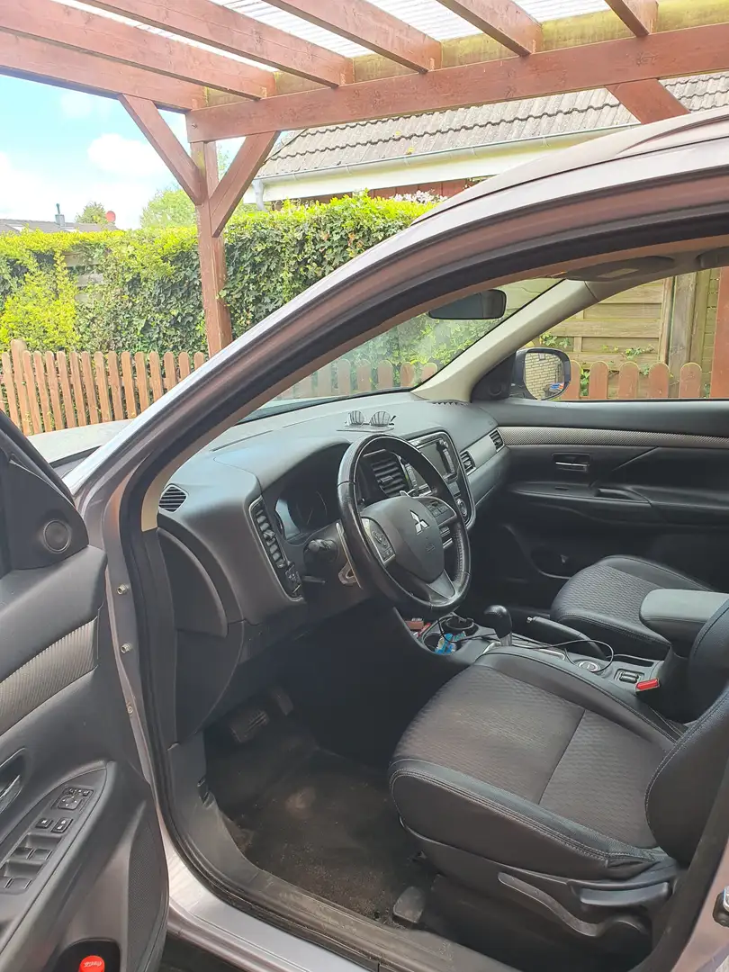 Mitsubishi Outlander 2.2 DI-D 4WD Aut. Diamant Edition Silver - 1