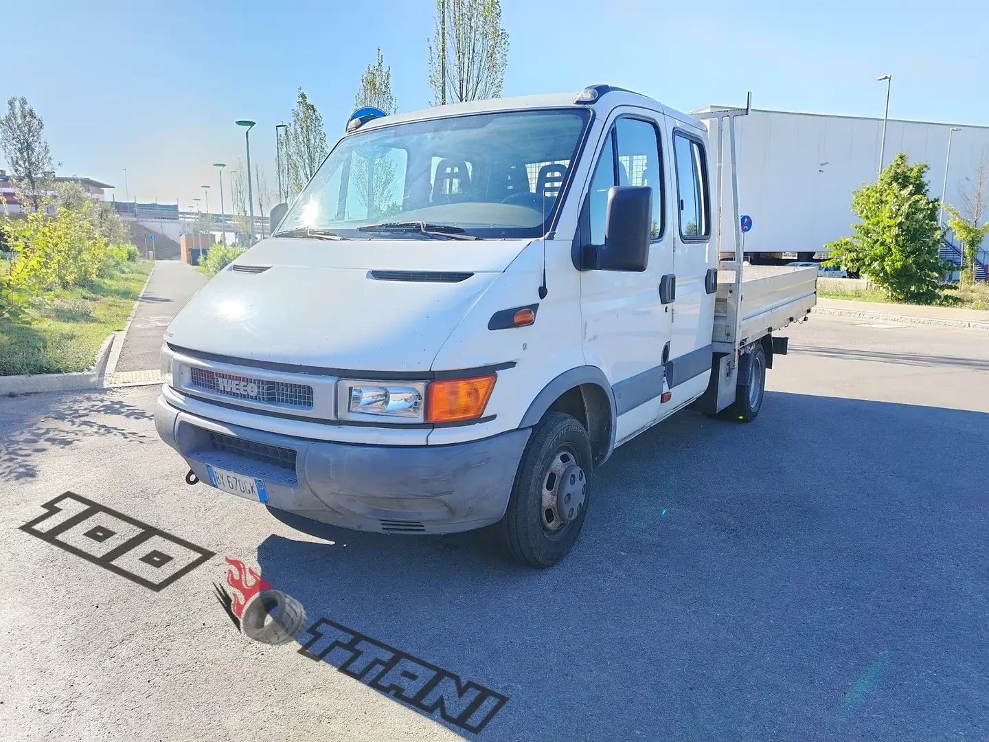 Iveco Daily 7 POSTI CON GEMELLATE IVA ESPOSTA Wit - 1