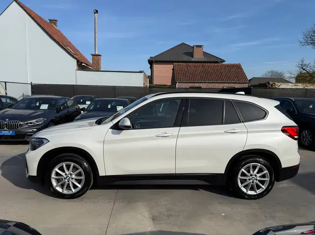 BMW X1 view 9