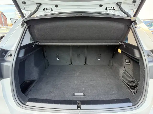 BMW X1 view 14