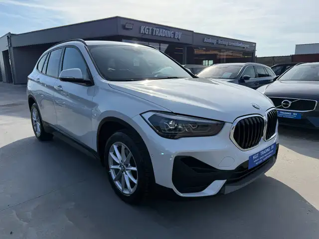 BMW X1 view 4