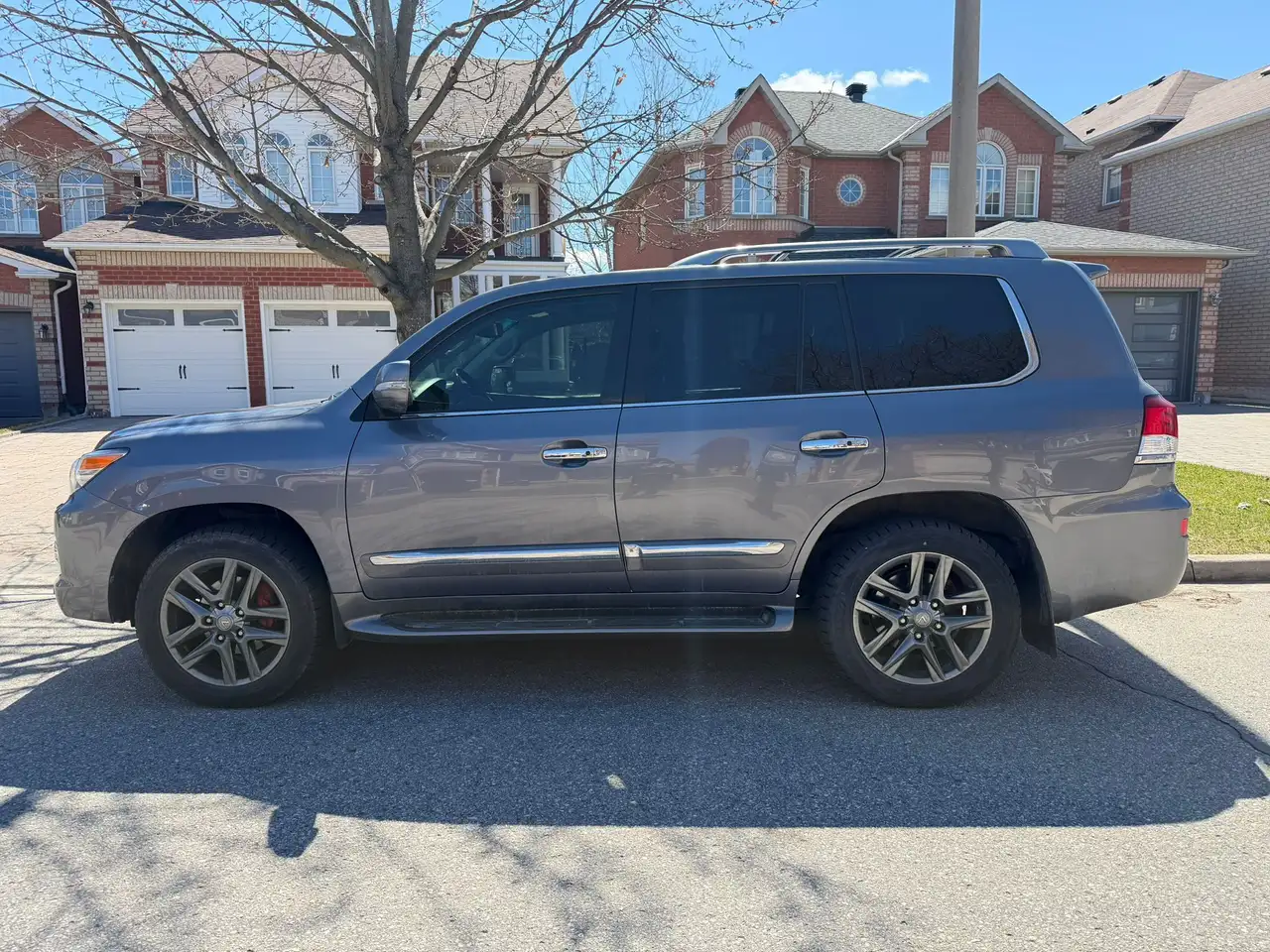 Lexus LX снимка Lexus LX