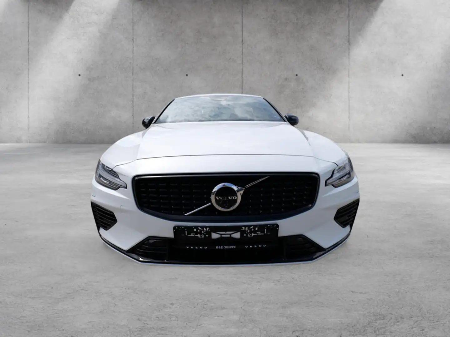 Volvo S60 Lim. T8 AWD Ultimate Dark Recharge Plug-In Hybrid  Weiß - 2