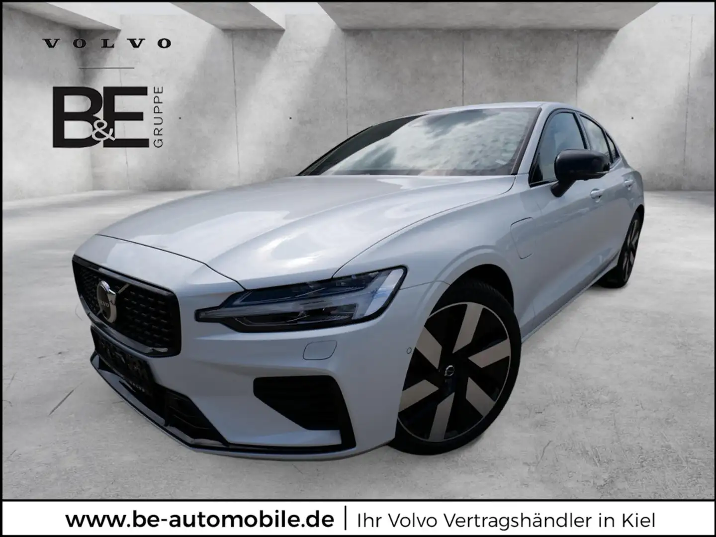 Volvo S60 Lim. T8 AWD Ultimate Dark Recharge Plug-In Hybrid  Weiß - 1