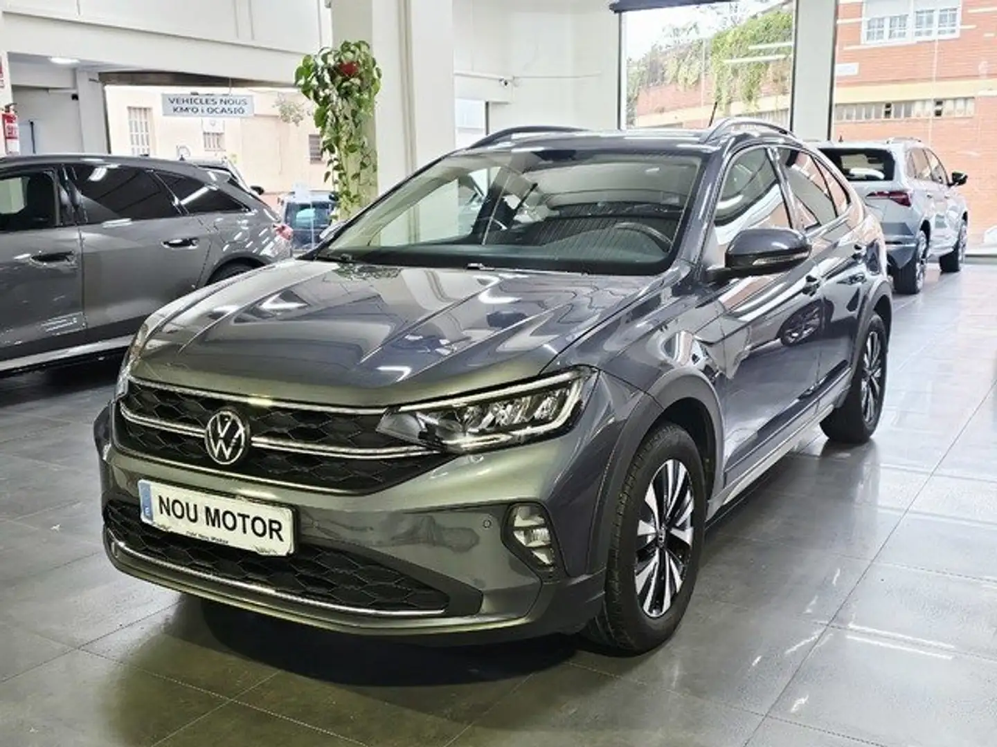 Volkswagen Taigo 1.0 TSI Life DSG 81kW Gris - 1